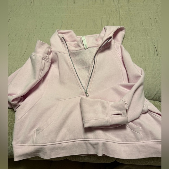 Lululemon Crop Scuba - Picture 1 of 1